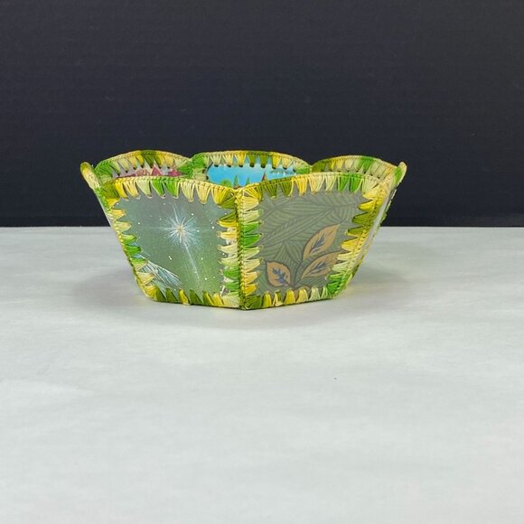 Vintage Crochet Christmas Card Bowl Basket - Picture 4 of 9